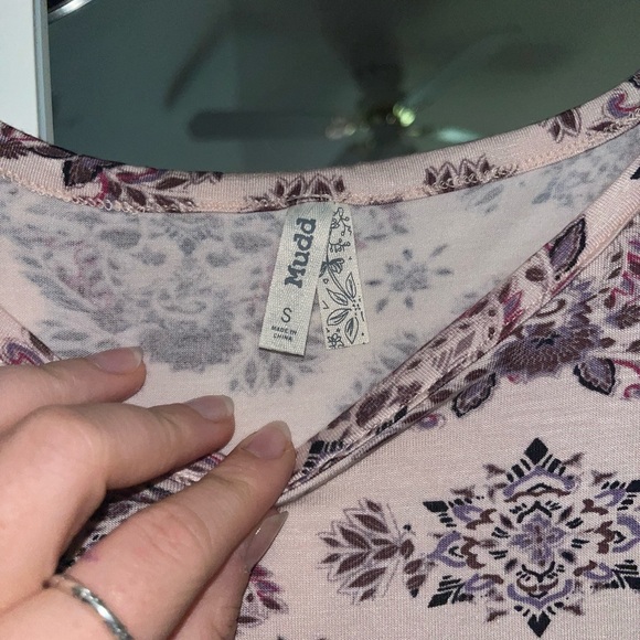 Pink Long-Sleeve with Open Shoulder from Mudd - Picture 2 of 3